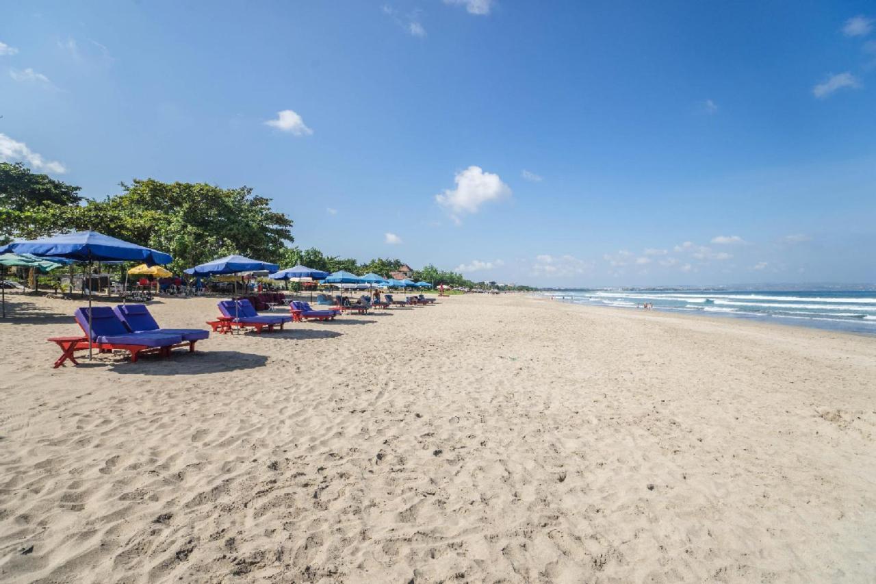 Hotel Swiss-Belexpress Kuta Legian Esterno foto