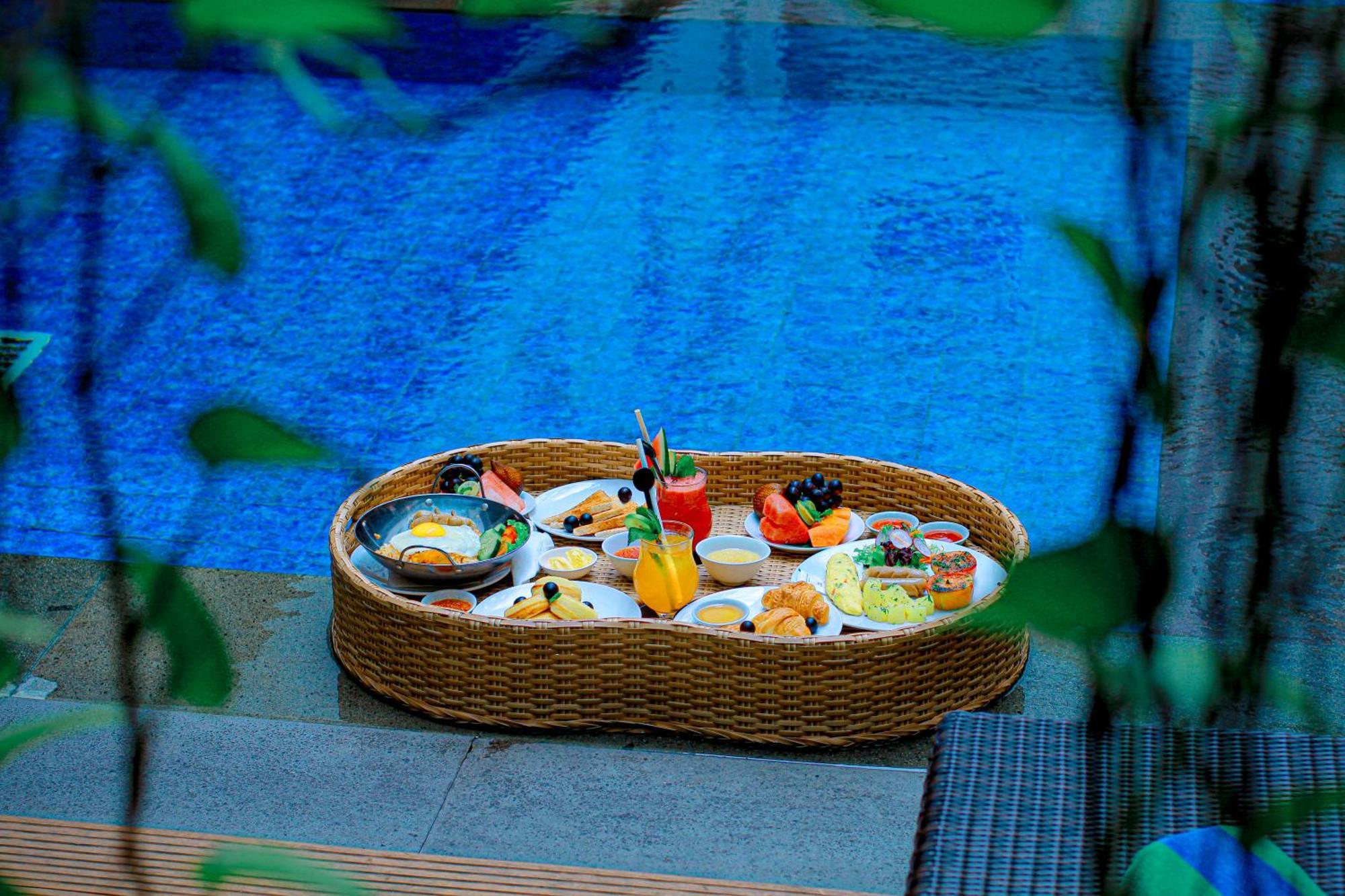 Hotel Swiss-Belexpress Kuta Legian Esterno foto